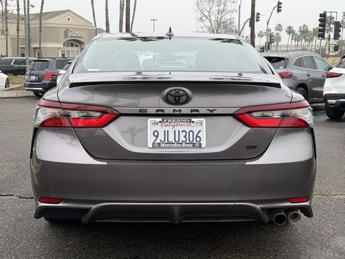 Used 2024 Toyota Camry SE image 16