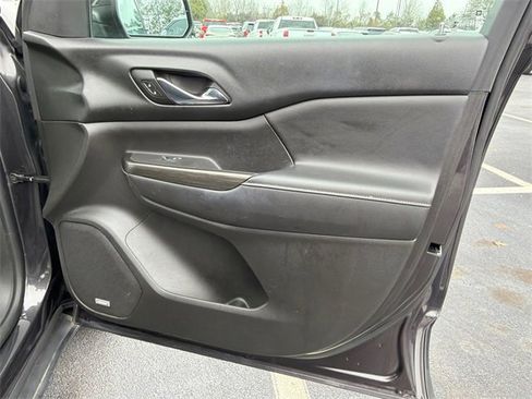 Used 2017 GMC Acadia SLT image 14