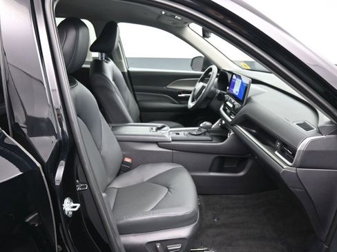 Certified 2026 Toyota Grand Highlander XLE image 26