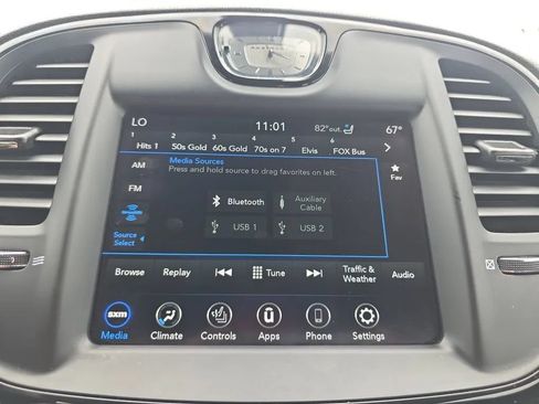 Used 2020 Chrysler 300 S w/ 300S Premium Group 2 RWD image 27