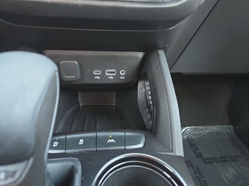 Used 2023 Chevrolet TrailBlazer LT FWD image 25