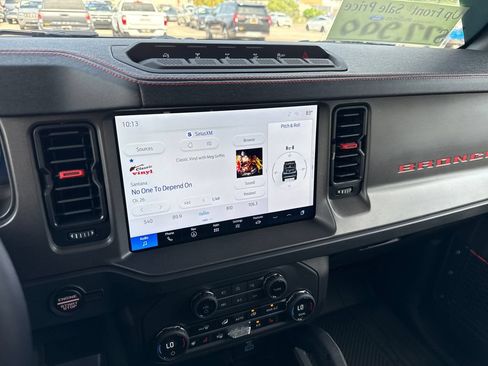 Used 2025 Ford Bronco Raptor AWD/4WD image 18