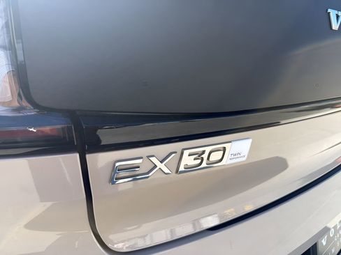 New 2026 Volvo EX30 Cross Country Ultra w/ Protection Package AWD/4WD image 9