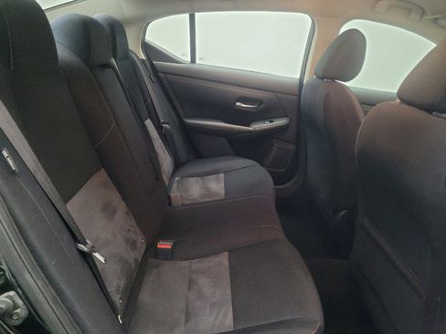 Used 2021 Nissan Sentra SR FWD image 19