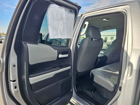 Used 2016 Toyota Tundra Limited w/ Limited Premium Package AWD/4WD image 16