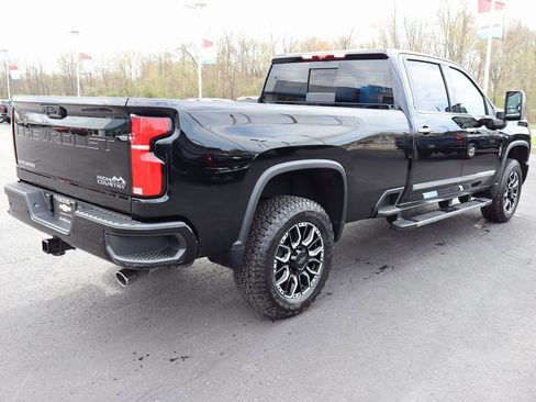 New 2025 Chevrolet Silverado 2500 High Country w/ Technology Package image 28