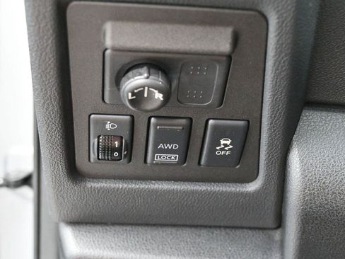 Used 2013 Nissan Rogue SL AWD/4WD image 20