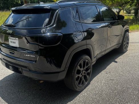Used 2021 Jeep Compass Limited w/ Sun and Sound Group AWD/4WD image 7