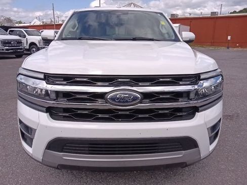 Used 2024 Ford Expedition Limited RWD image 8