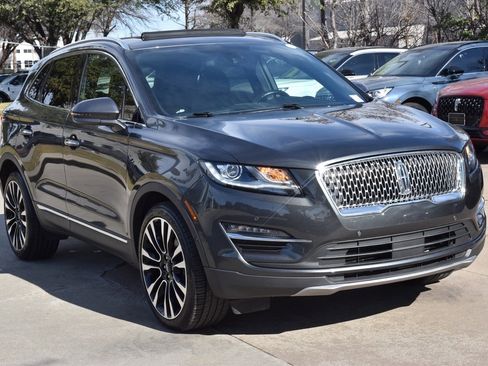 Used 2019 Lincoln MKC Reserve image 4