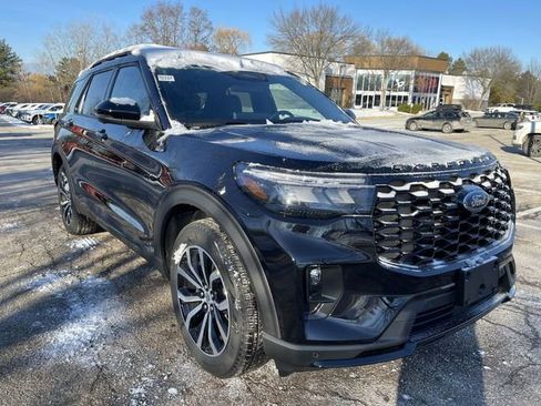 New 2026 Ford Explorer ST-Line image 1