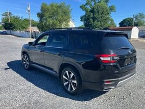 Used 2023 Honda Pilot Elite image 5