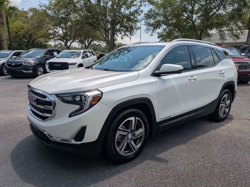 Used 2021 GMC Terrain SLT w/ Infotainment Package II FWD image 7