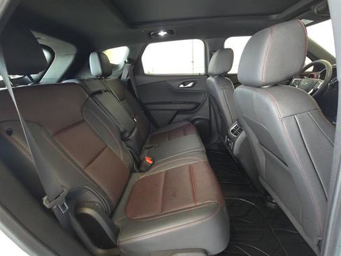 Used 2023 Chevrolet Blazer RS w/ Driver Confidence II Package FWD image 12