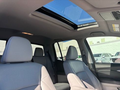 Used 2022 Honda Ridgeline RTL-E image 34