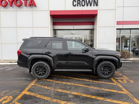 New 2025 Toyota 4Runner TRD Off-Road image 4