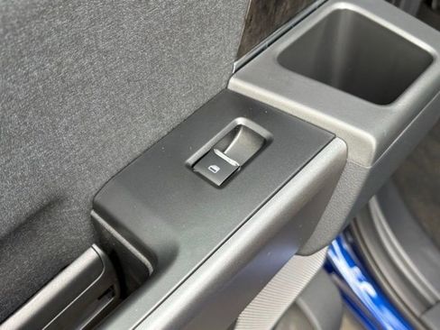 New 2026 Ford F250 Lariat w/ Black Appearance Package image 34