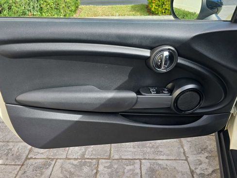 Used 2014 MINI Cooper 2-Door Hardtop image 10