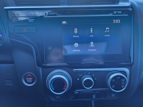 Used 2015 Honda Fit EX image 31