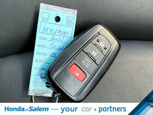 Used 2021 Toyota Prius Prime XLE image 20