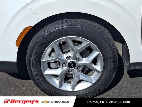 Used 2023 Kia Soul LX w/ Option Group 015 FWD image 10