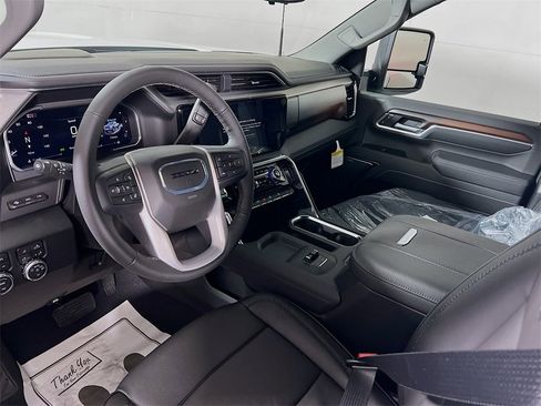 New 2026 GMC Sierra 2500 Denali w/ Denali Reserve Package image 10