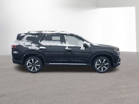 New 2025 Honda Pilot Touring image 10