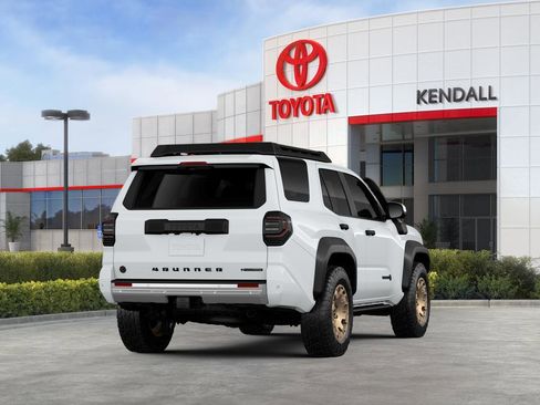 New 2025 Toyota 4Runner Trailhunter image 9