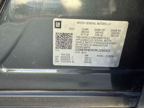 Used 2019 Chevrolet Traverse LT w/ LPO, Floor Liner Package FWD image 37