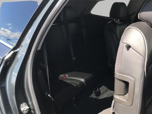 Used 2019 Buick Enclave Avenir w/ Avenir Technology Package AWD/4WD image 27