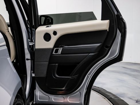 Used 2021 Land Rover Range Rover Sport HST image 84