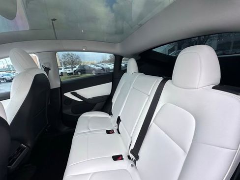 Used 2021 Tesla Model Y Long Range image 19