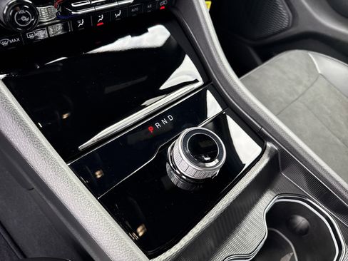 New 2025 Jeep Grand Cherokee Altitude image 30