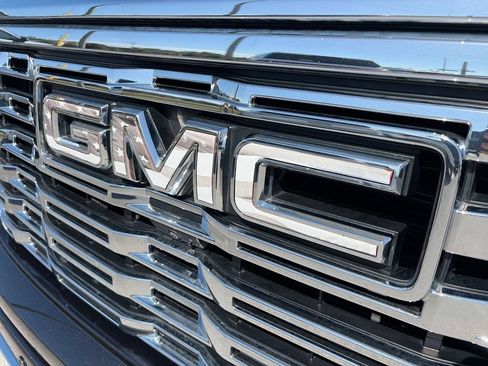 Used 2024 GMC Sierra 1500 Denali w/ Denali Reserve Package AWD/4WD image 38