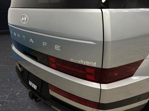 Used 2024 Hyundai Santa Fe Limited image 37