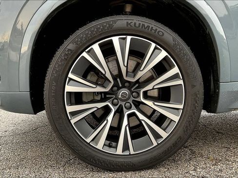Used 2021 Volvo XC90 T6 Momentum AWD/4WD image 31
