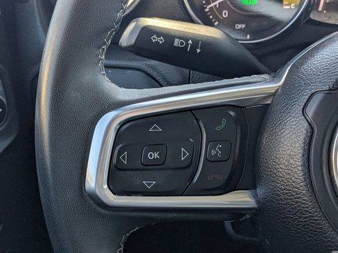 Used 2023 Jeep Wrangler Unlimited Sahara image 22