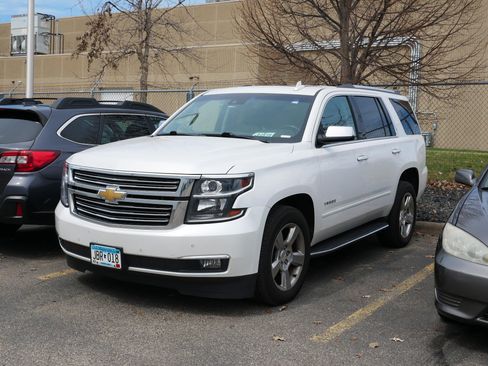 Used 2017 Chevrolet Tahoe Premier image 3