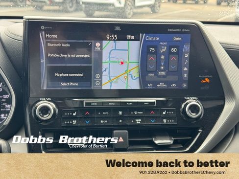 Used 2021 Toyota Highlander Platinum image 31