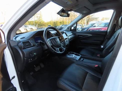 Certified 2021 Honda Pilot EX-L image 2