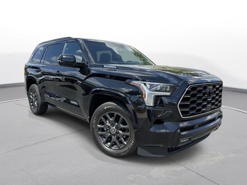 Used 2024 Toyota Sequoia Platinum image 4