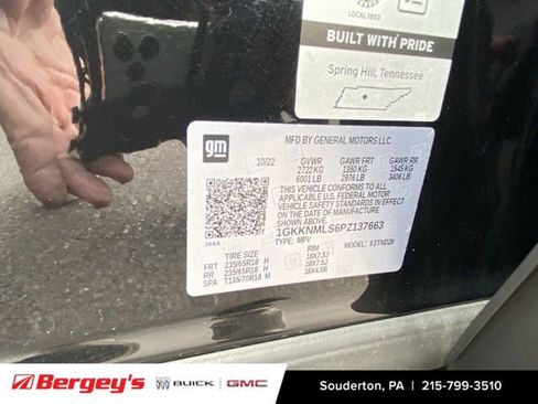Certified 2023 GMC Acadia SLT FWD image 38
