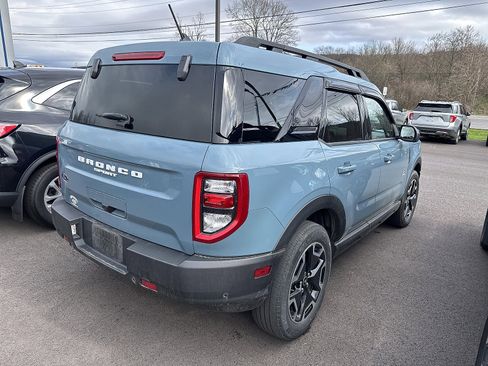 Certified 2023 Ford Bronco Sport Outer Banks w/ Tech Package image 2