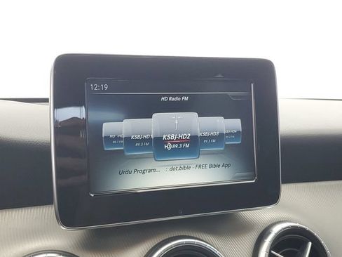 Used 2016 Mercedes-Benz CLA 250 image 26