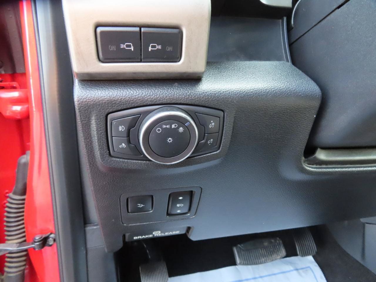 Used 2019 Ford F250 Lariat w/ Lariat Ultimate Package AWD/4WD image 29
