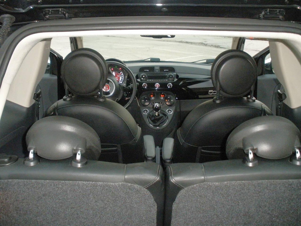 Used 2015 FIAT 500 Lounge w/ Luxury Leather Package FWD image 23