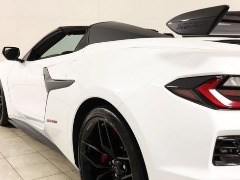 Used 2025 Chevrolet Corvette Z06 w/ Z07 Performance Package RWD image 47