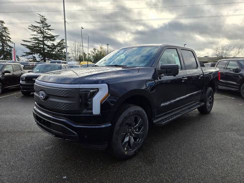 New 2025 Ford F150 Lightning Flash AWD/4WD image 1