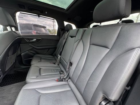 Used 2021 Audi Q7 3.0T Prestige w/ Prestige Package AWD/4WD image 26