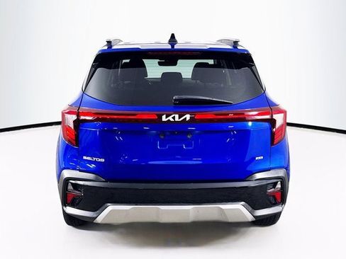 Certified 2024 Kia Seltos S image 6